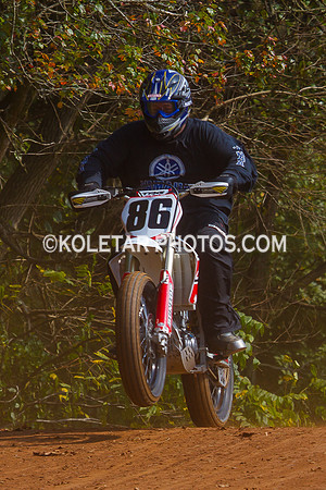 PISTON POPPERS MC PARKSBURG PA D-6 FLAT TRACK BIKES 10-6-2013-8863