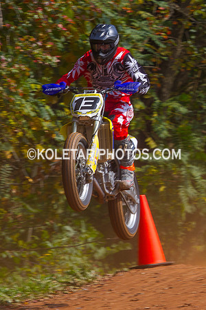PISTON POPPERS MC PARKSBURG PA D-6 FLAT TRACK BIKES 10-6-2013-8860