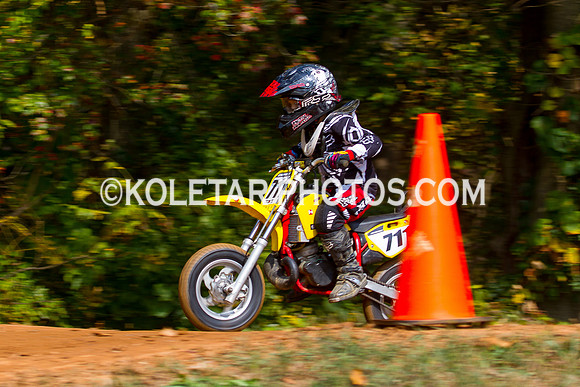 PISTON POPPERS MC PARKSBURG PA D-6 FLAT TRACK BIKES 10-6-2013-9085