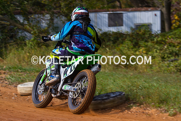 PISTON POPPERS MC PARKSBURG PA D-6 FLAT TRACK BIKES 10-6-2013-8751