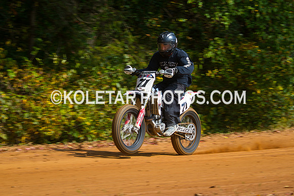 PISTON POPPERS MC PARKSBURG PA D-6 FLAT TRACK BIKES 10-6-2013-8931