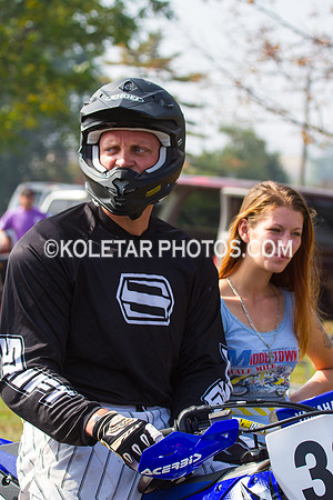 PISTON POPPERS MC PARKSBURG PA D-6 FLAT TRACK BIKES 10-6-2013-28