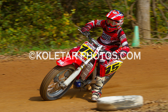 PISTON POPPERS MC PARKSBURG PA D-6 FLAT TRACK BIKES 10-6-2013-8762