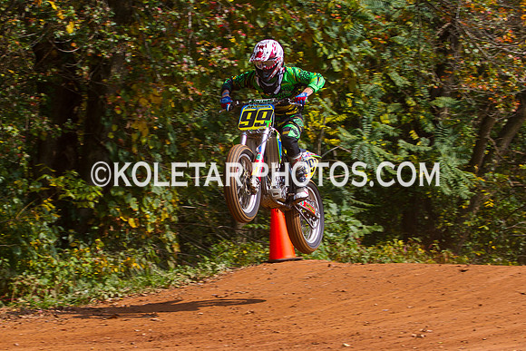 PISTON POPPERS MC PARKSBURG PA D-6 FLAT TRACK BIKES 10-6-2013-9003