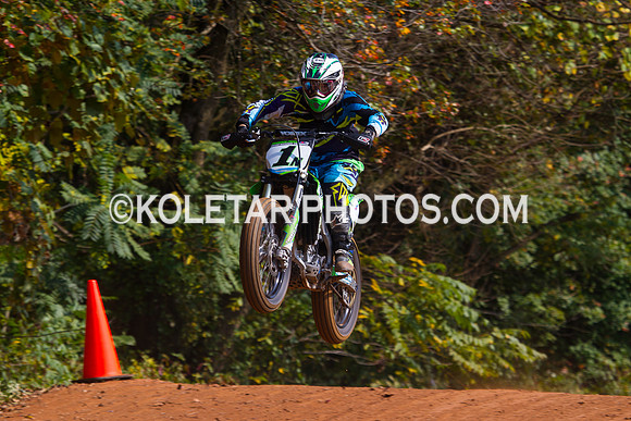 PISTON POPPERS MC PARKSBURG PA D-6 FLAT TRACK BIKES 10-6-2013-8980