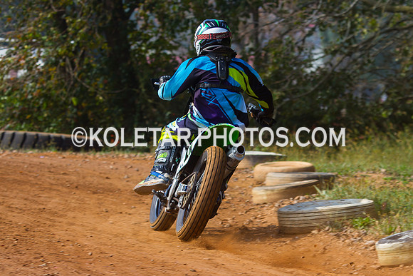 PISTON POPPERS MC PARKSBURG PA D-6 FLAT TRACK BIKES 10-6-2013-8768