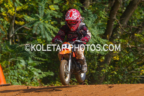 PISTON POPPERS MC PARKSBURG PA D-6 FLAT TRACK BIKES 10-6-2013-9015
