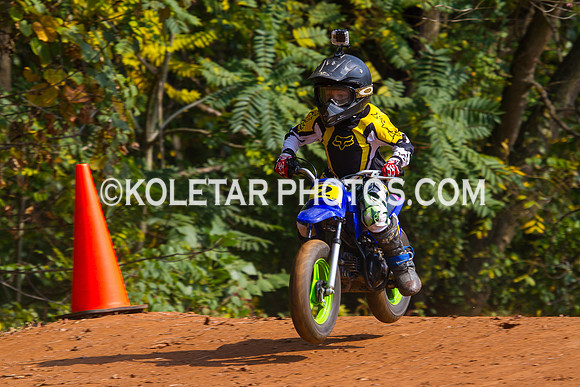 PISTON POPPERS MC PARKSBURG PA D-6 FLAT TRACK BIKES 10-6-2013-9006