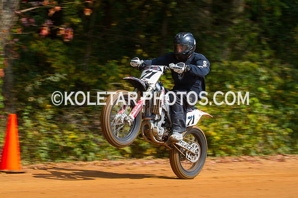 PISTON POPPERS MC PARKSBURG PA D-6 FLAT TRACK BIKES 10-6-2013-8936