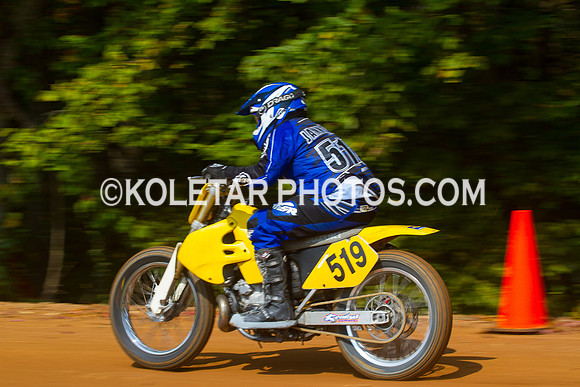 PISTON POPPERS MC PARKSBURG PA D-6 FLAT TRACK BIKES 10-6-2013-9002