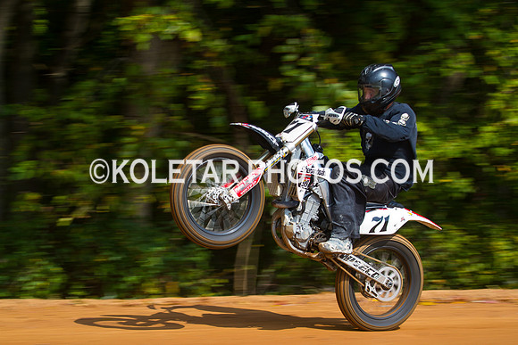 PISTON POPPERS MC PARKSBURG PA D-6 FLAT TRACK BIKES 10-6-2013-8937