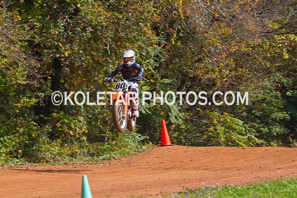 PISTON POPPERS MC PARKSBURG PA D-6 FLAT TRACK BIKES 10-6-2013-8942