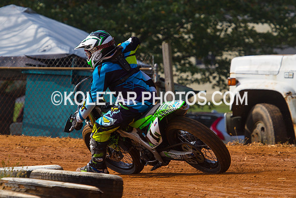 PISTON POPPERS MC PARKSBURG PA D-6 FLAT TRACK BIKES 10-6-2013-8769
