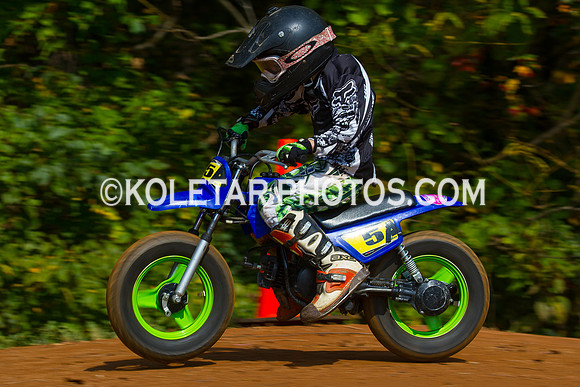 PISTON POPPERS MC PARKSBURG PA D-6 FLAT TRACK BIKES 10-6-2013-9020