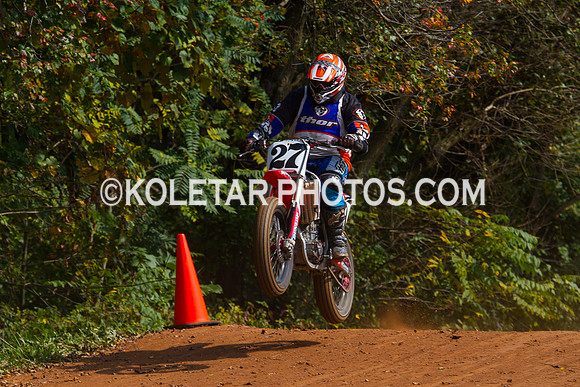 PISTON POPPERS MC PARKSBURG PA D-6 FLAT TRACK BIKES 10-6-2013-8982