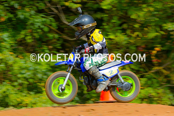 PISTON POPPERS MC PARKSBURG PA D-6 FLAT TRACK BIKES 10-6-2013-9025