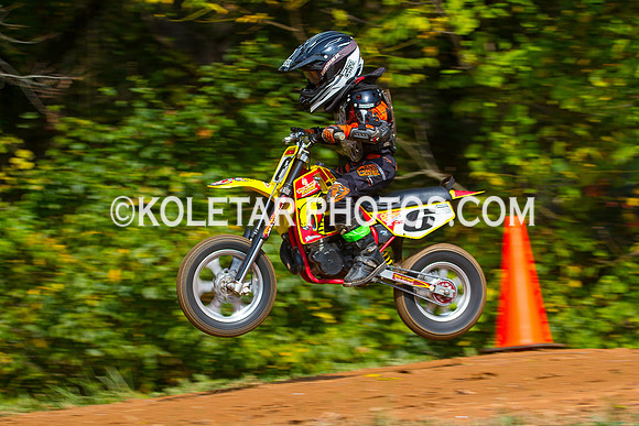 PISTON POPPERS MC PARKSBURG PA D-6 FLAT TRACK BIKES 10-6-2013-9065