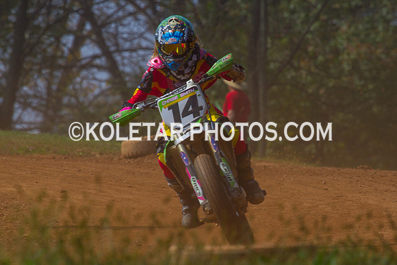 PISTON POPPERS MC PARKSBURG PA D-6 FLAT TRACK BIKES 10-6-2013-8831