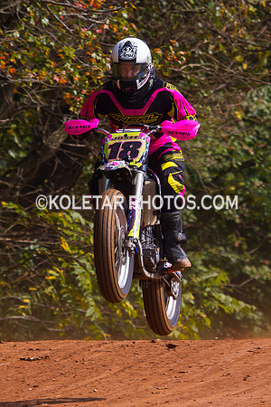 PISTON POPPERS MC PARKSBURG PA D-6 FLAT TRACK BIKES 10-6-2013-8844