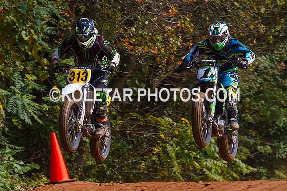 PISTON POPPERS MC PARKSBURG PA D-6 FLAT TRACK BIKES 10-6-2013-8808
