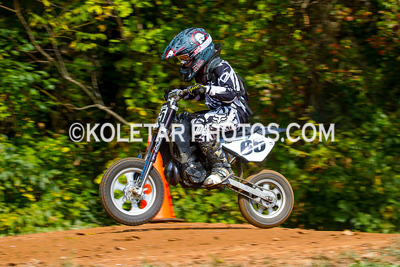 PISTON POPPERS MC PARKSBURG PA D-6 FLAT TRACK BIKES 10-6-2013-9058