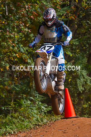 PISTON POPPERS MC PARKSBURG PA D-6 FLAT TRACK BIKES 10-6-2013-8838