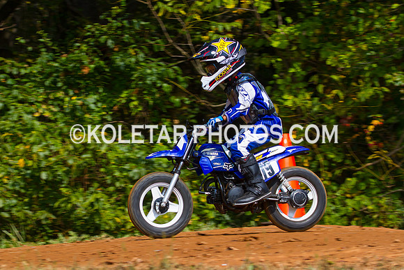 PISTON POPPERS MC PARKSBURG PA D-6 FLAT TRACK BIKES 10-6-2013-9030