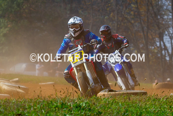 PISTON POPPERS MC PARKSBURG PA D-6 FLAT TRACK BIKES 10-6-2013-8780