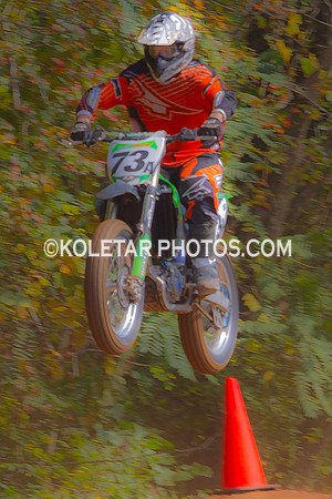 PISTON POPPERS MC PARKSBURG PA D-6 FLAT TRACK BIKES 10-6-2013-8895