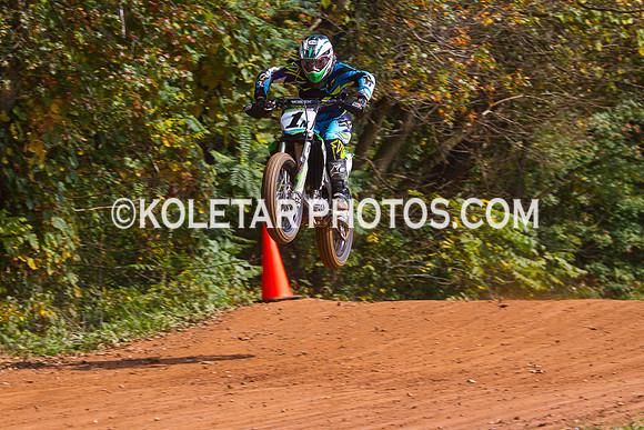 PISTON POPPERS MC PARKSBURG PA D-6 FLAT TRACK BIKES 10-6-2013-8996