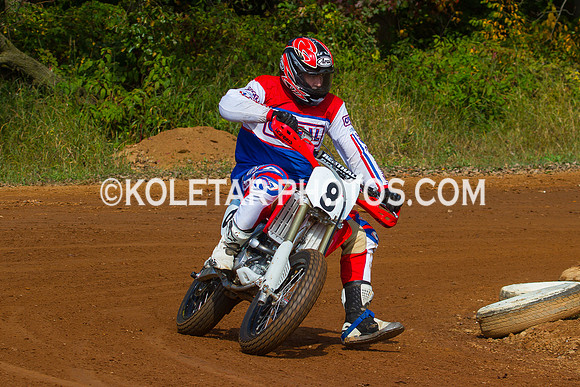 PISTON POPPERS MC PARKSBURG PA D-6 FLAT TRACK BIKES 10-6-2013-53